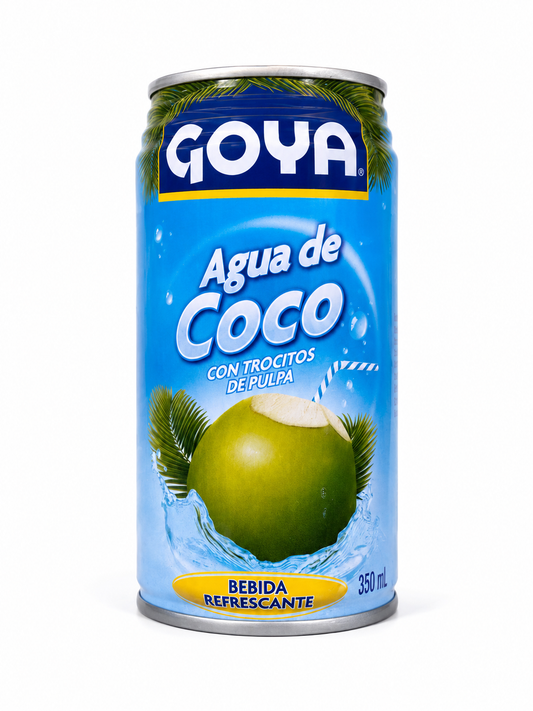 Agua de coco Goya con trocitos lata 350ml